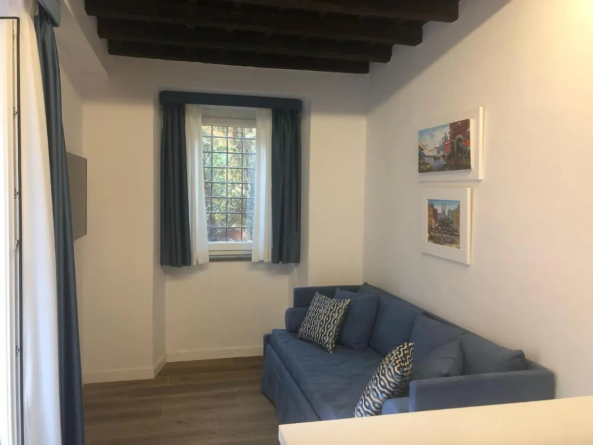 Easydomus Rome Apartment 0*,  Italy