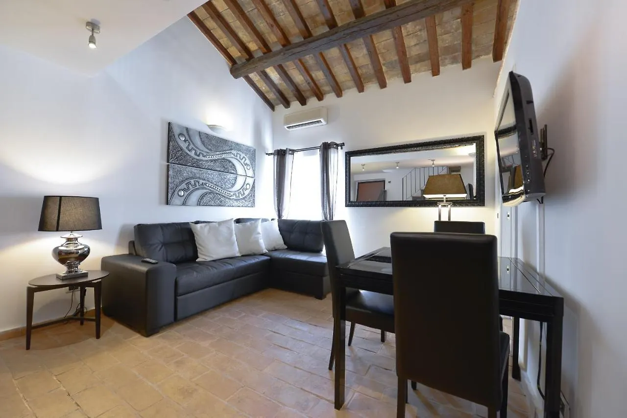 Easydomus Rome Apartment 0*,  Italy
