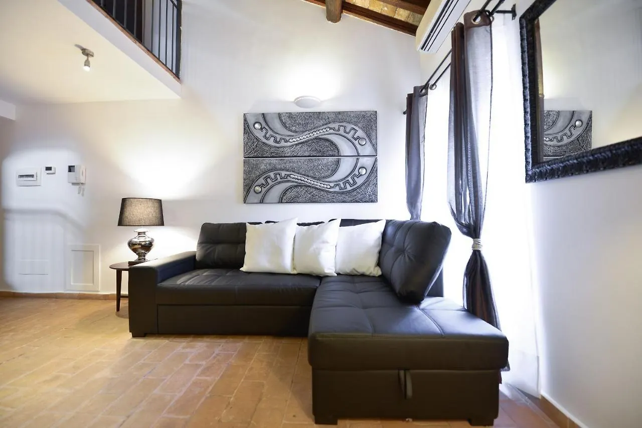 Easydomus Rome Apartment Italy