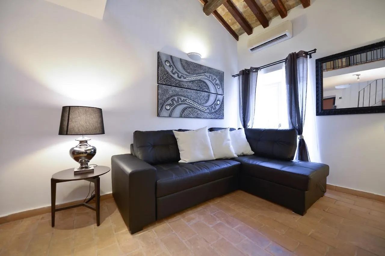 Easydomus Rome Apartment 0*,
