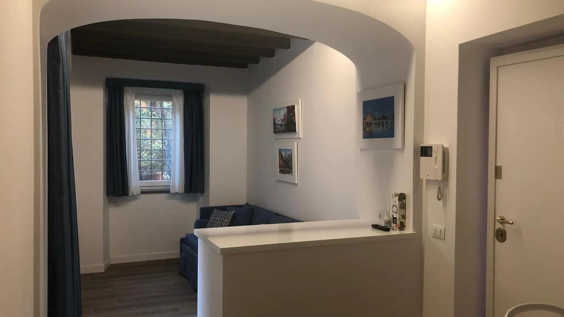 Easydomus Rome Apartment Italy